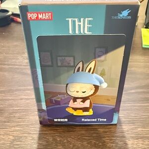 Pop Mart Relaxed Time Figure 1am
